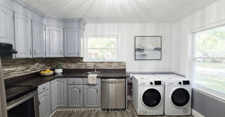 79 Ellington Drive, Toronto, ON, M1R 3Y2 - 3