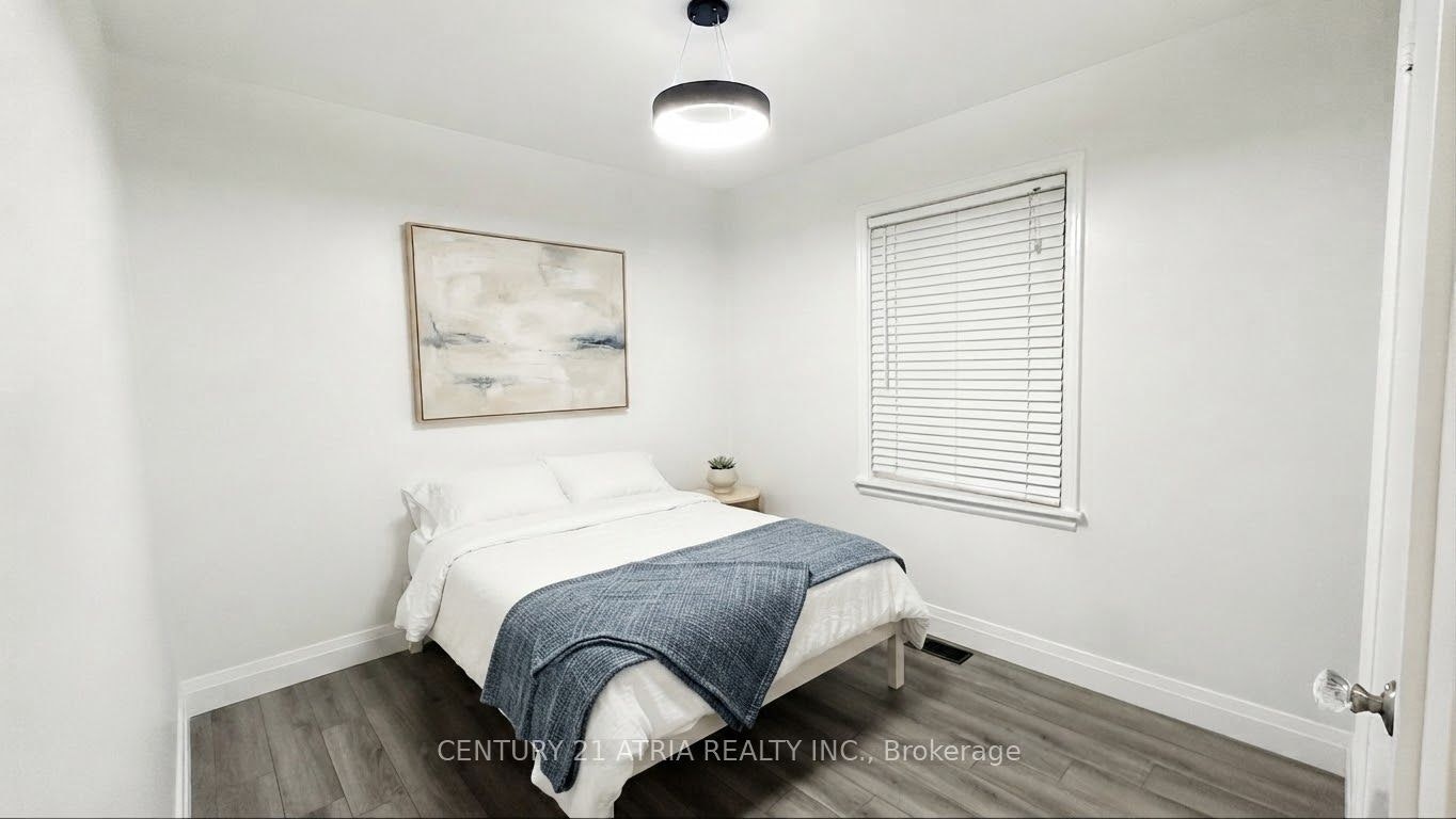 79 Ellington Drive, Toronto, ON, M1R 3Y2 - 4