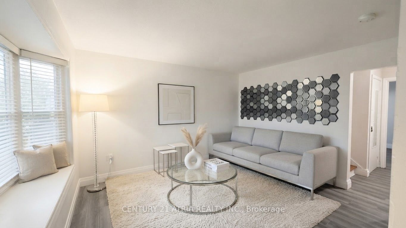 79 Ellington Drive, Toronto, ON, M1R 3Y2