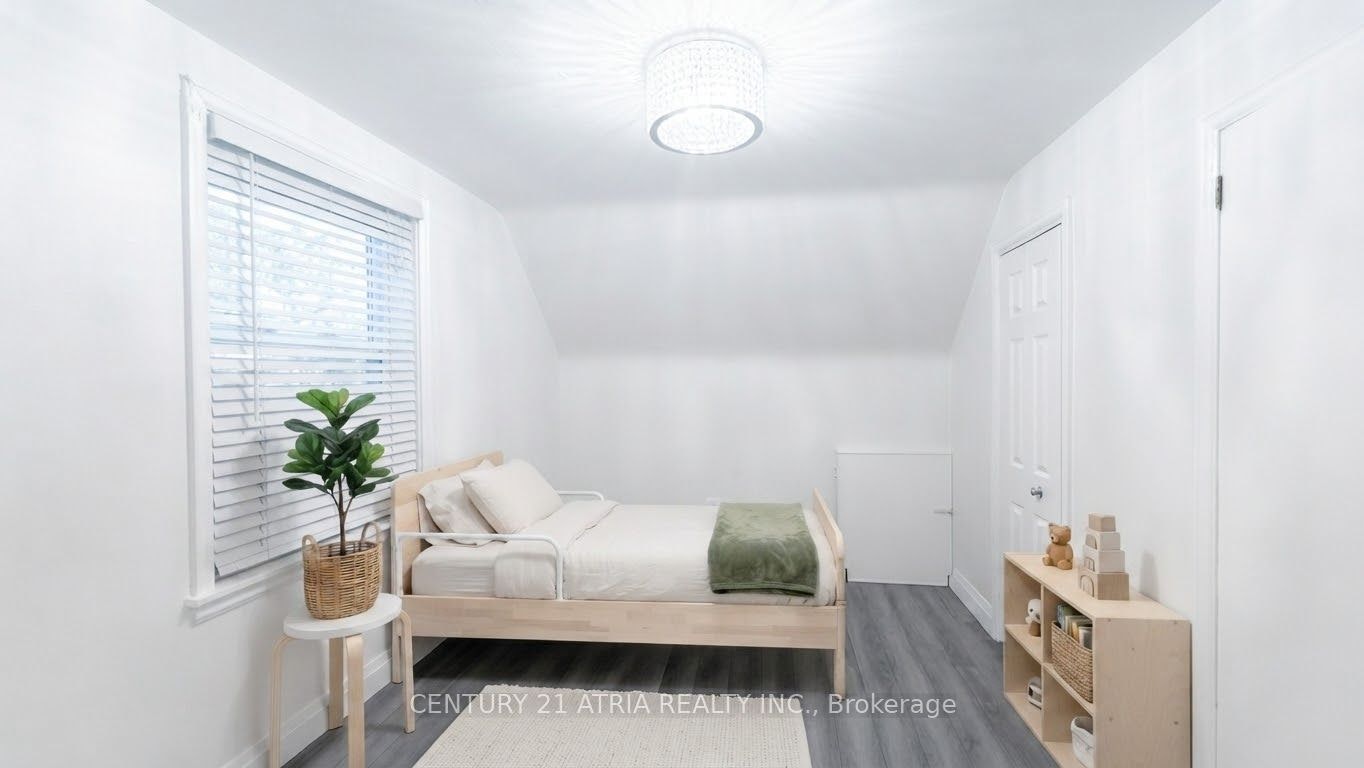 79 Ellington Drive, Toronto, ON, M1R 3Y2 - 9