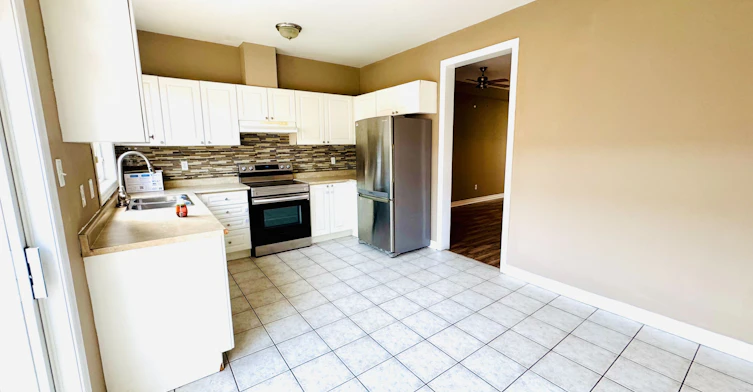 70 Wilkie Lane, Ajax, ON, L1S 7S5 - 4