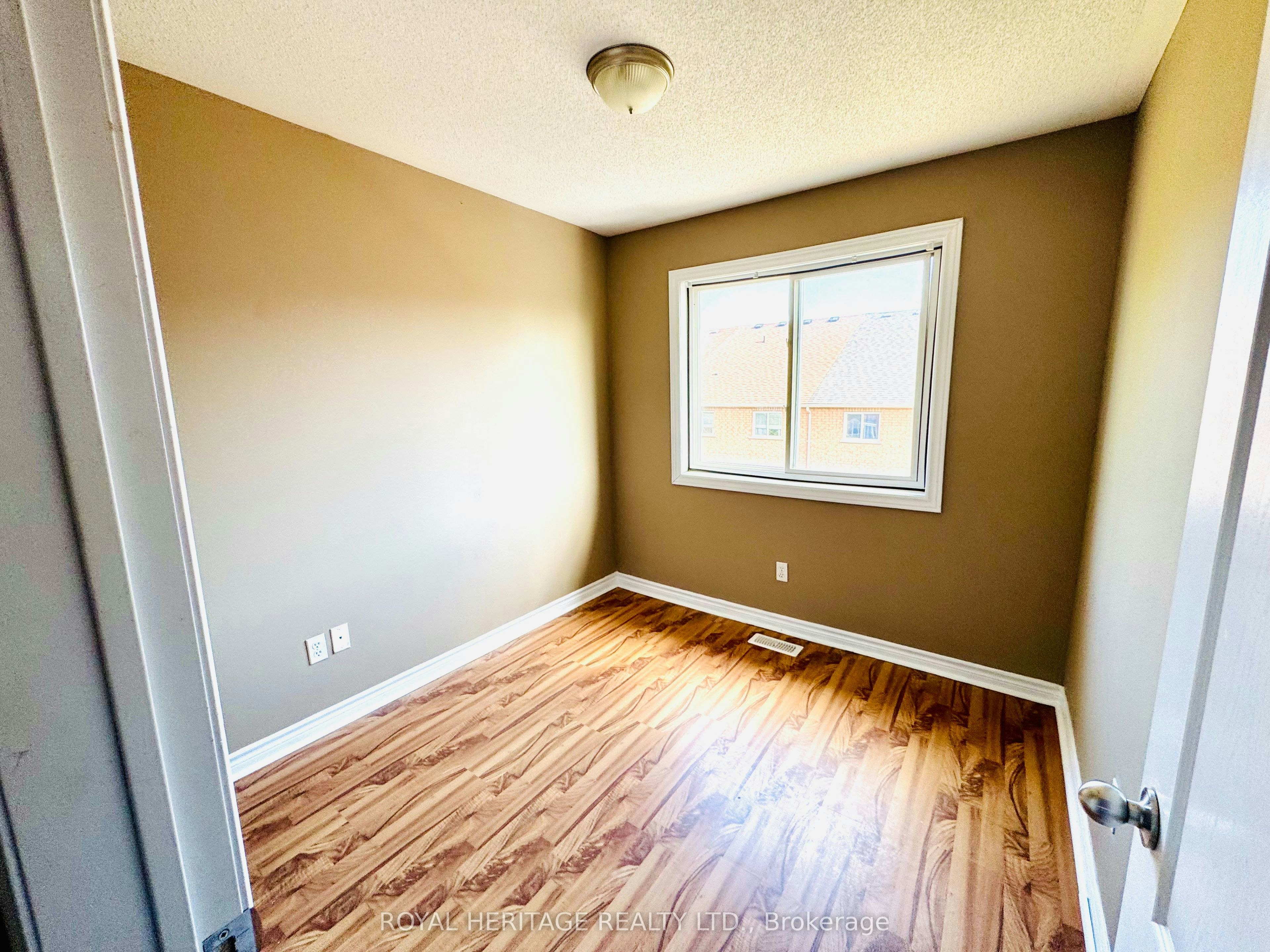 70 Wilkie Lane, Ajax, ON, L1S 7S5 - 10