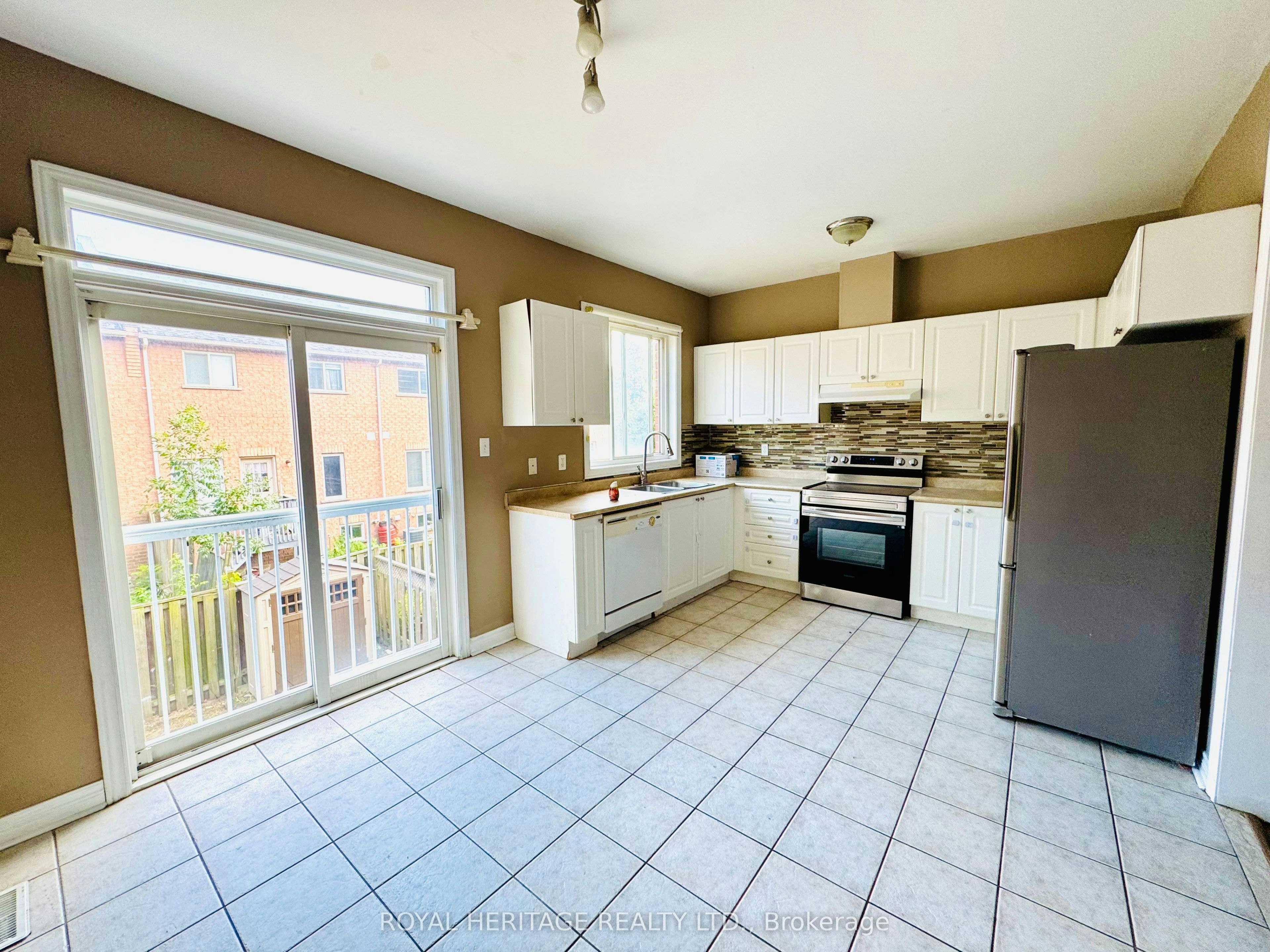 70 Wilkie Lane, Ajax, ON, L1S 7S5 - 3