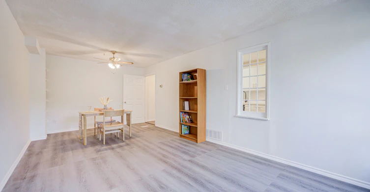 3025 Bridletowne Circle, Toronto, ON, M1W 2C9 - 14