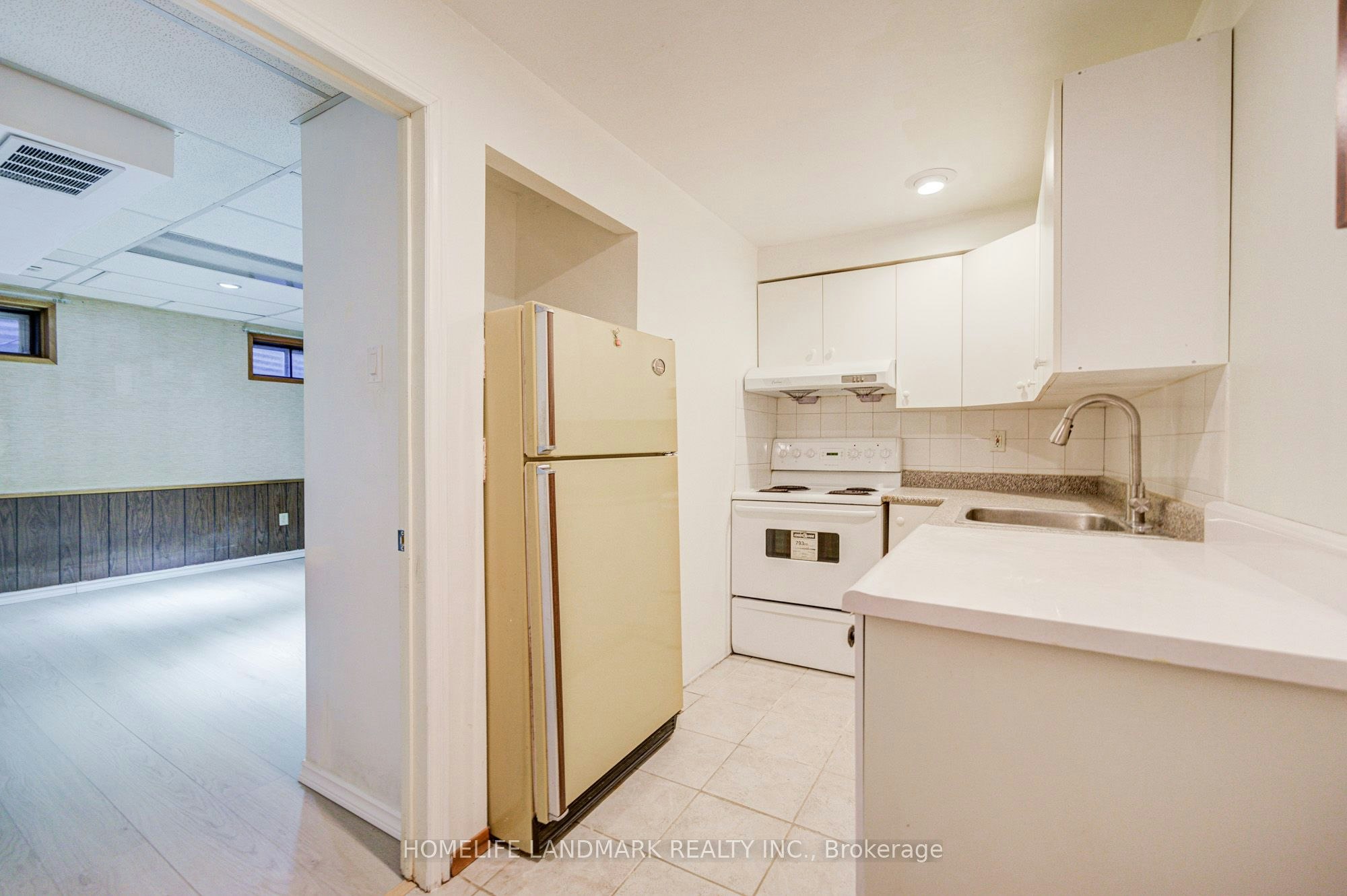 3025 Bridletowne Circle, Toronto, ON, M1W 2C9 - 32