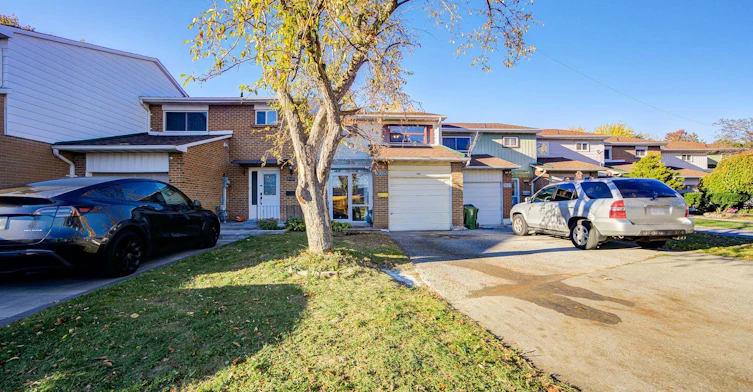 3025 Bridletowne Circle, Toronto, ON, M1W 2C9 - 4