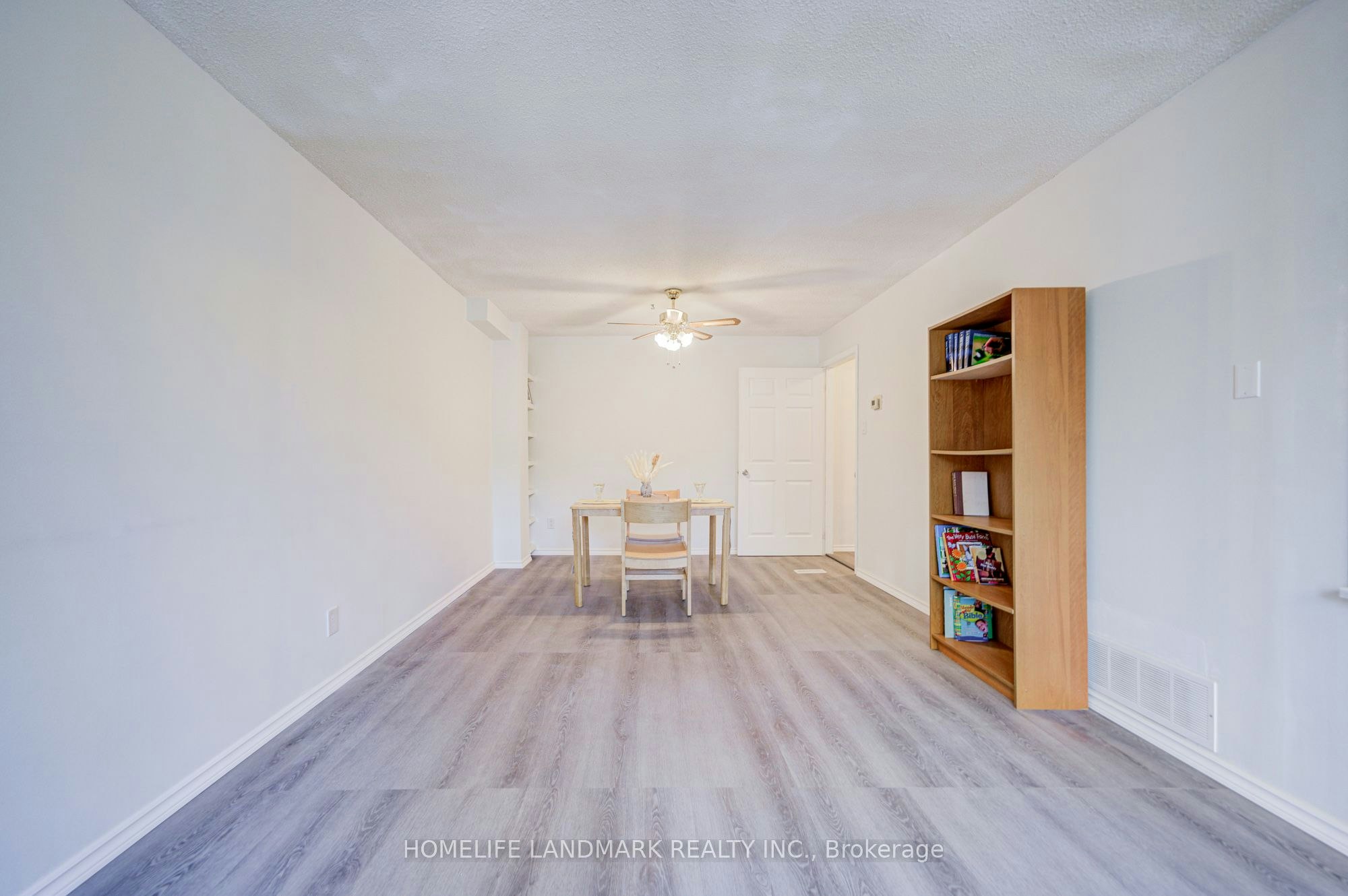 3025 Bridletowne Circle, Toronto, ON, M1W 2C9 - 12
