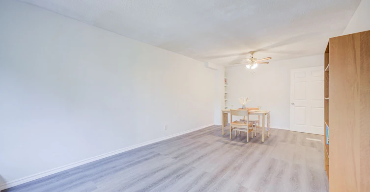 3025 Bridletowne Circle, Toronto, ON, M1W 2C9 - 13