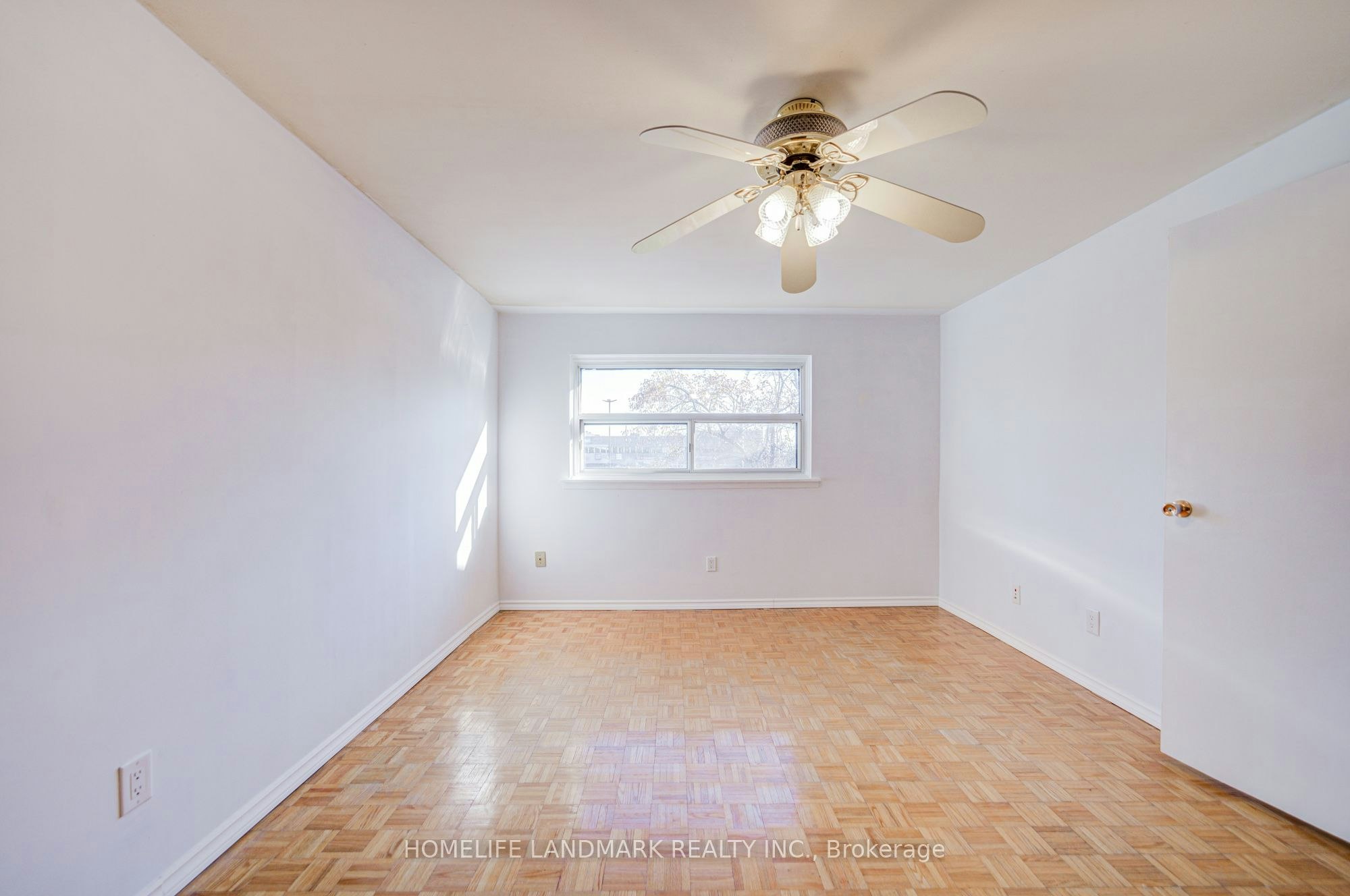 3025 Bridletowne Circle, Toronto, ON, M1W 2C9 - 25