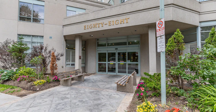 1404-88 Corporate Drive, Toronto, ON, M1H 3G6 - 3