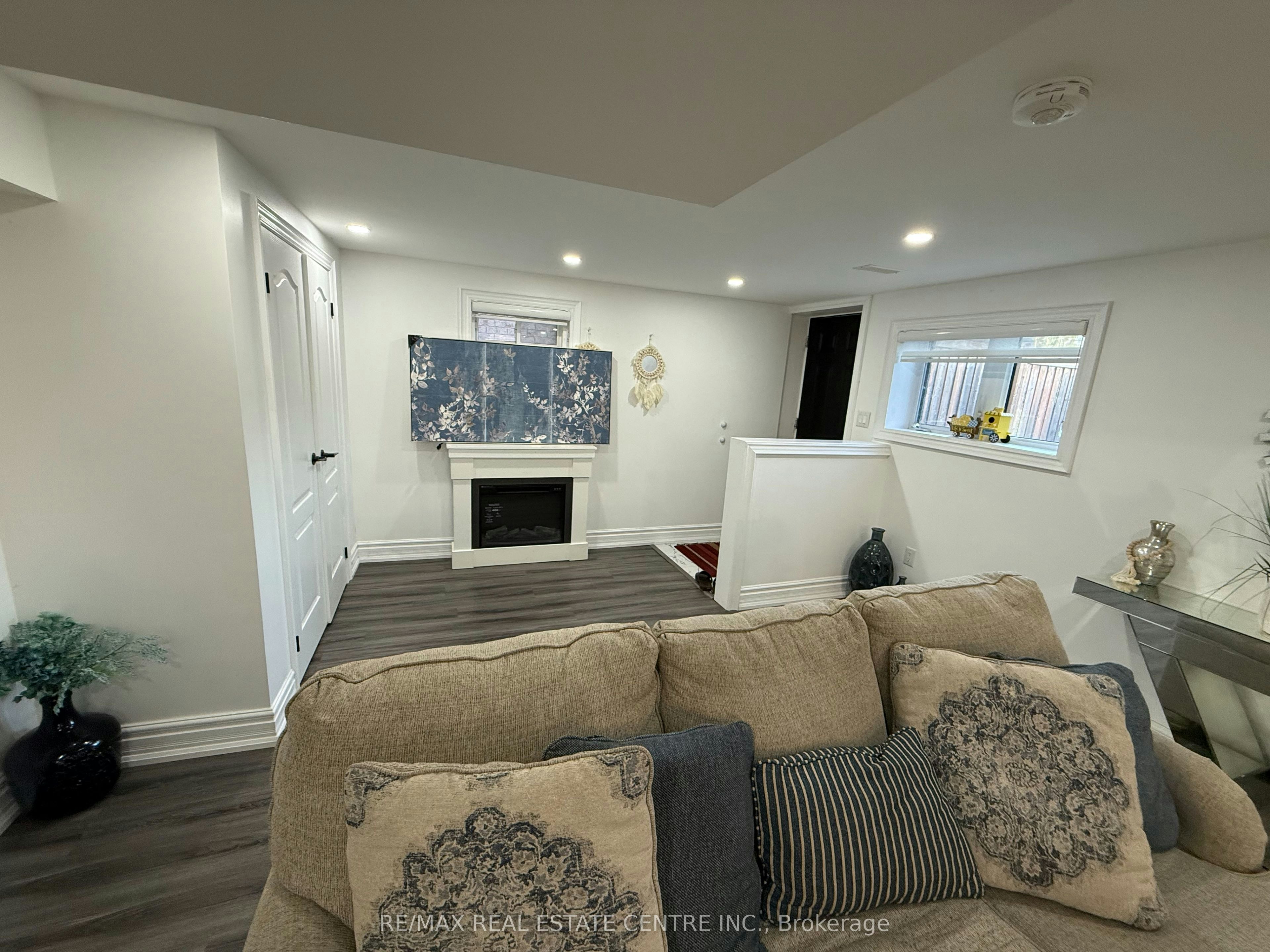 Basement-41 Bremner Street, Whitby, ON, L1R 0P8 - 22