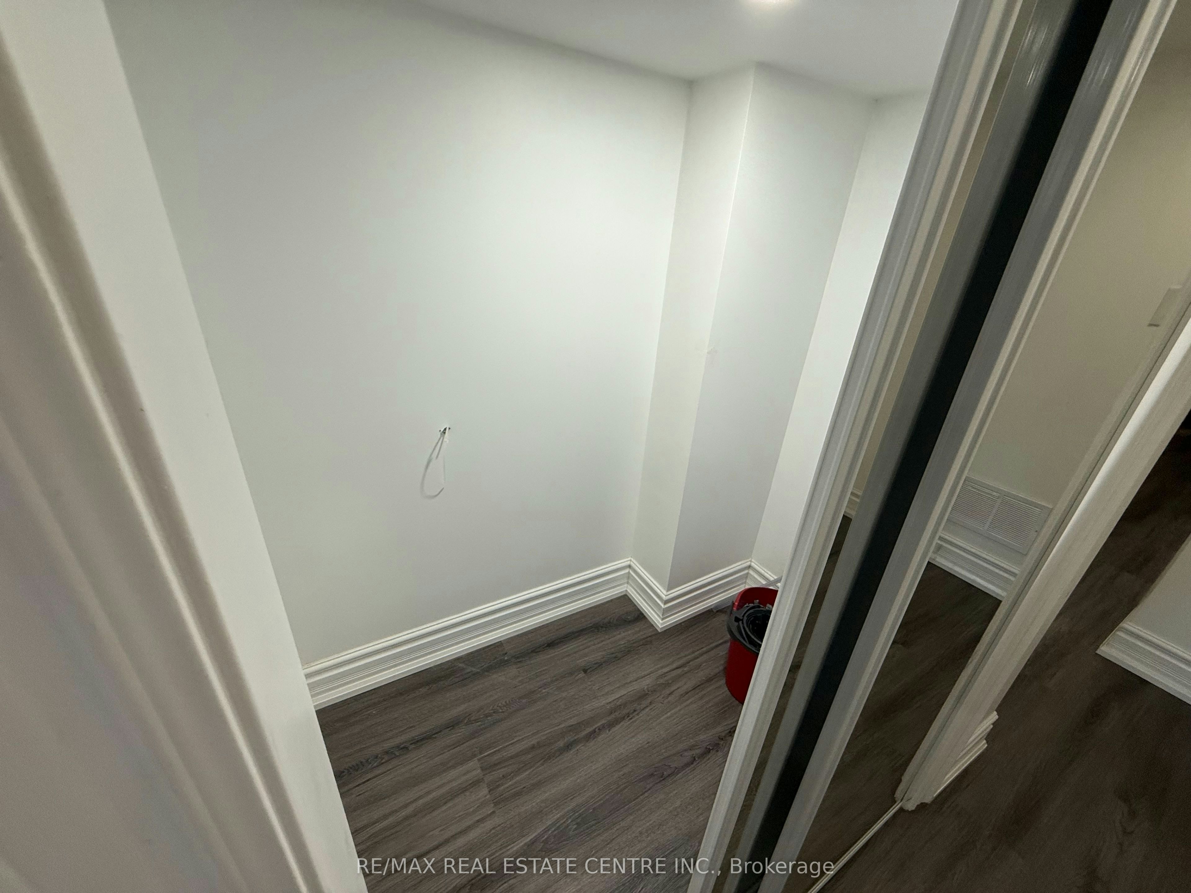 Basement-41 Bremner Street, Whitby, ON, L1R 0P8 - 9