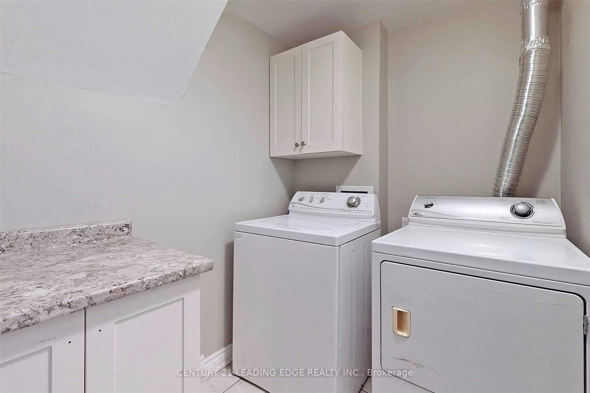 308 Elgin Street W, Oshawa, ON, L1J 2P3 - 8
