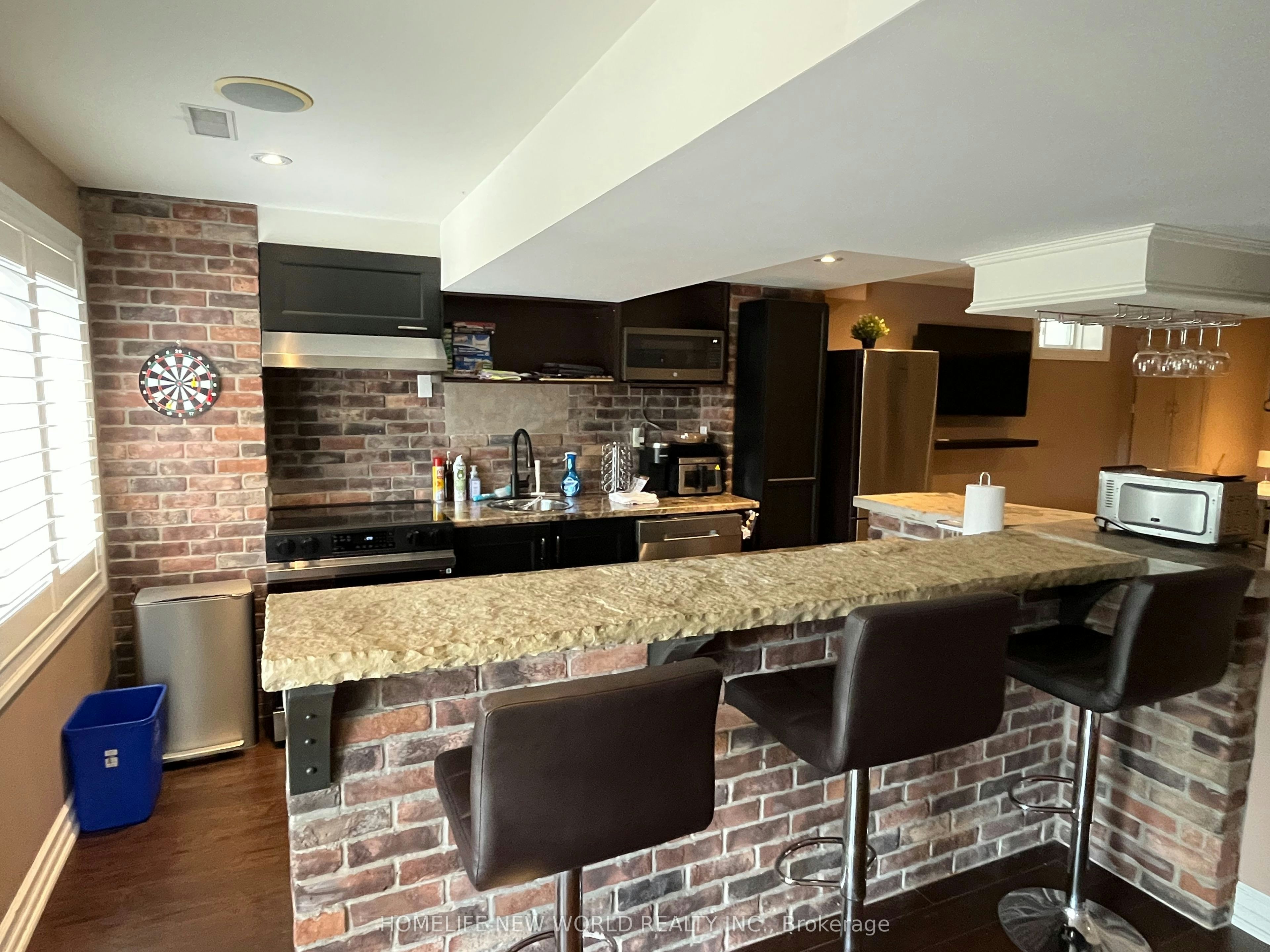 1574 Rockaway Street, Oshawa, ON, L1K 0C9 - 8