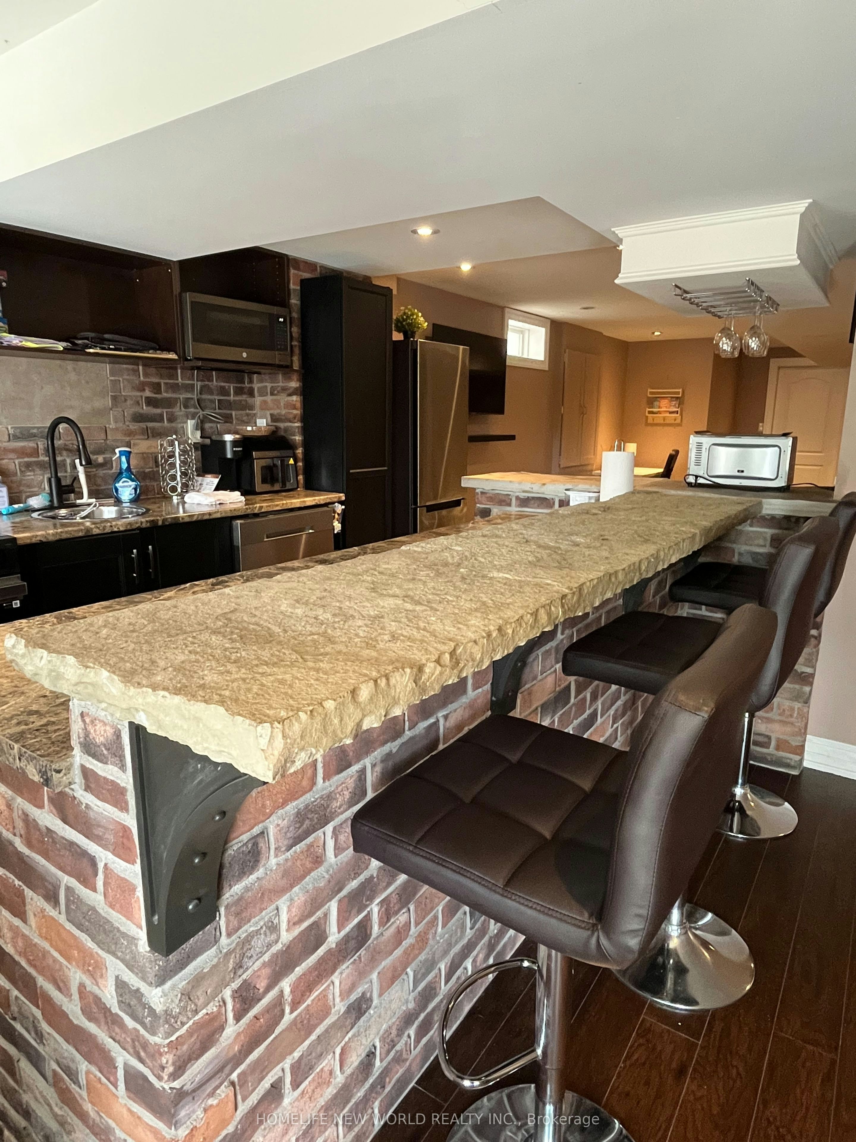 1574 Rockaway Street, Oshawa, ON, L1K 0C9 - 6