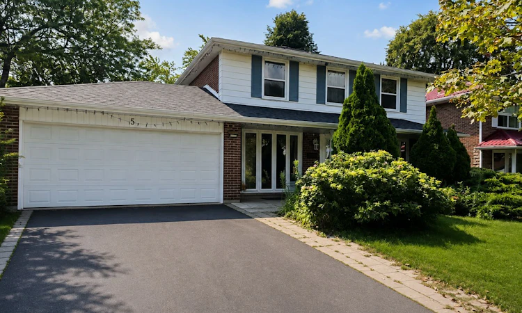 5 Collingsbrook Boulevard