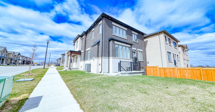 BSMNT-1201 Chateau Court, Pickering, ON, L1X 0M1