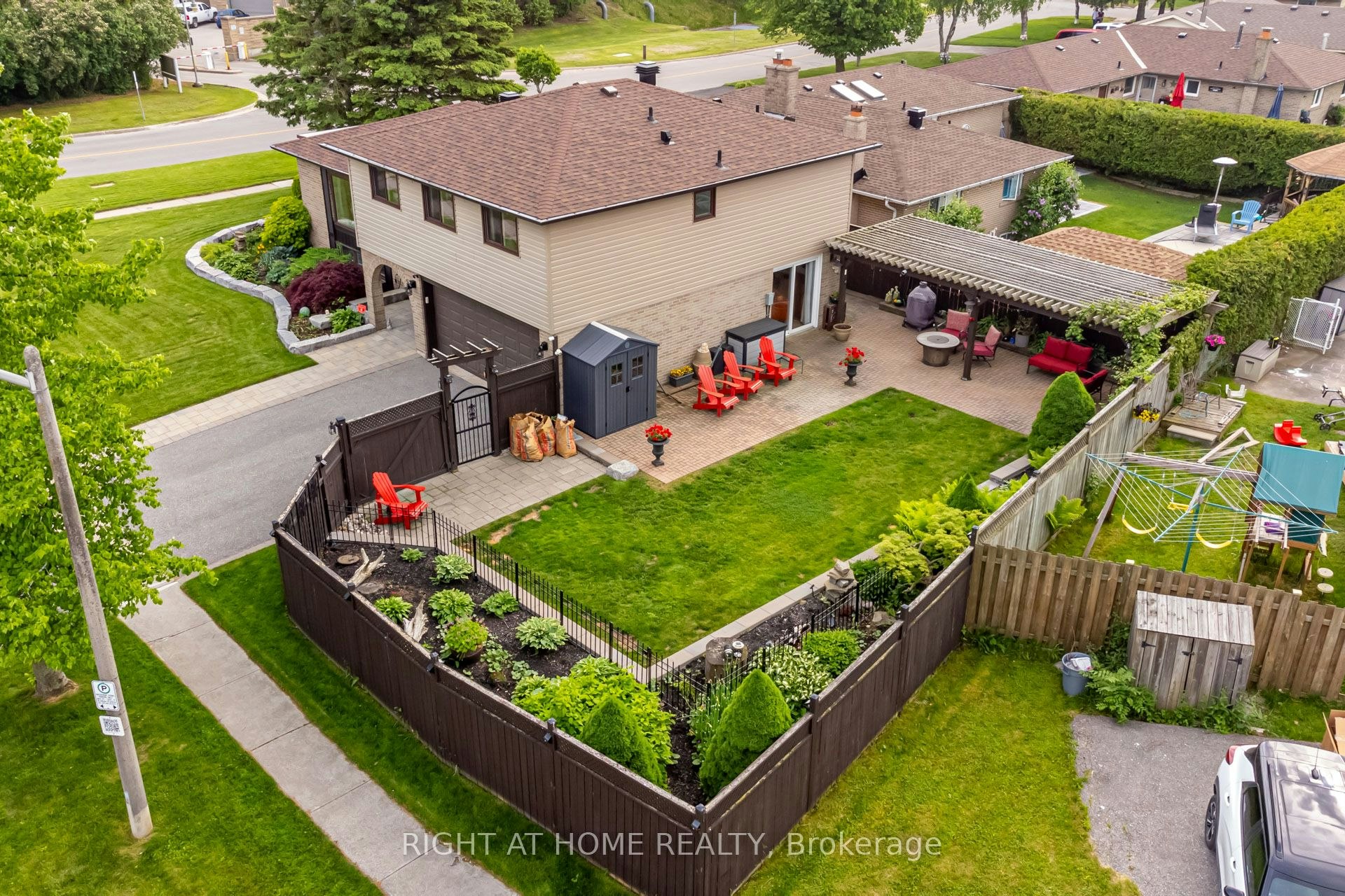 51 Lewin Crescent, Ajax, ON, L1S 3A2 - 2