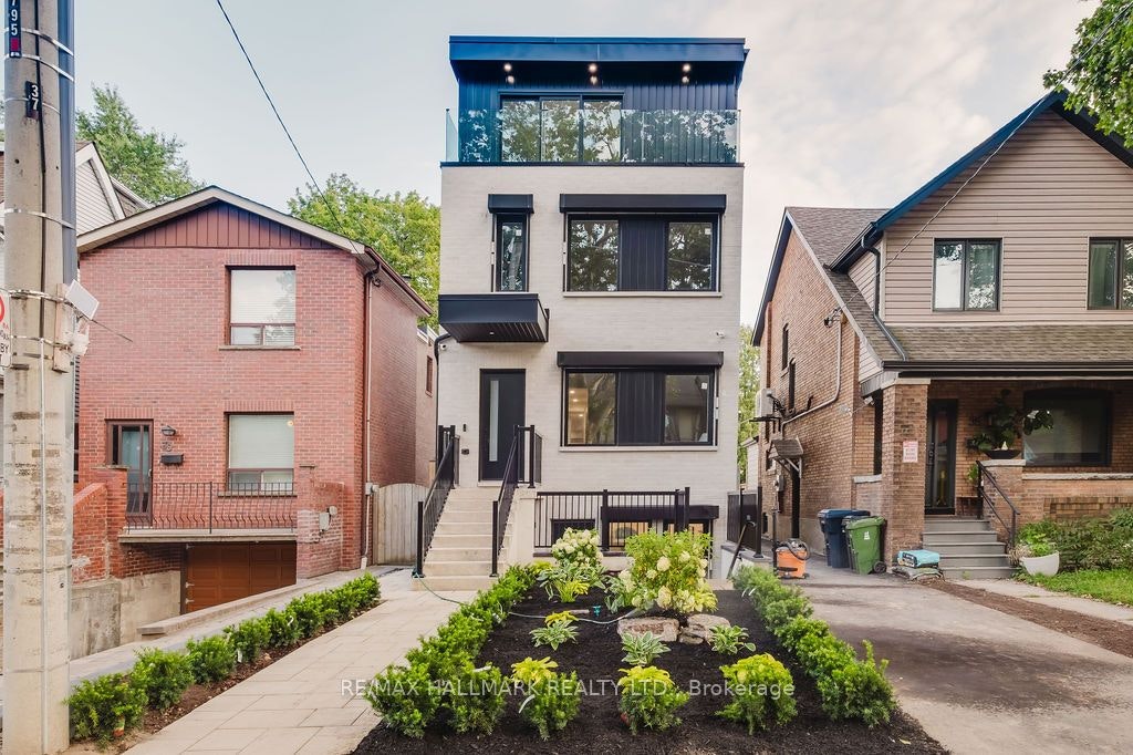 Lower-37 Milverton Boulevard, Toronto, ON, M4J 1T5