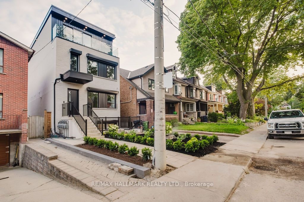 Lower-37 Milverton Boulevard, Toronto, ON, M4J 1T5 - 3