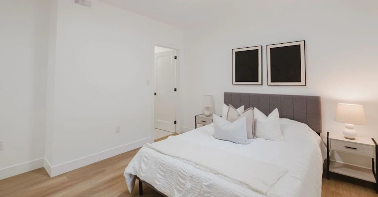 Lower-37 Milverton Boulevard, Toronto, ON, M4J 1T5 - 12
