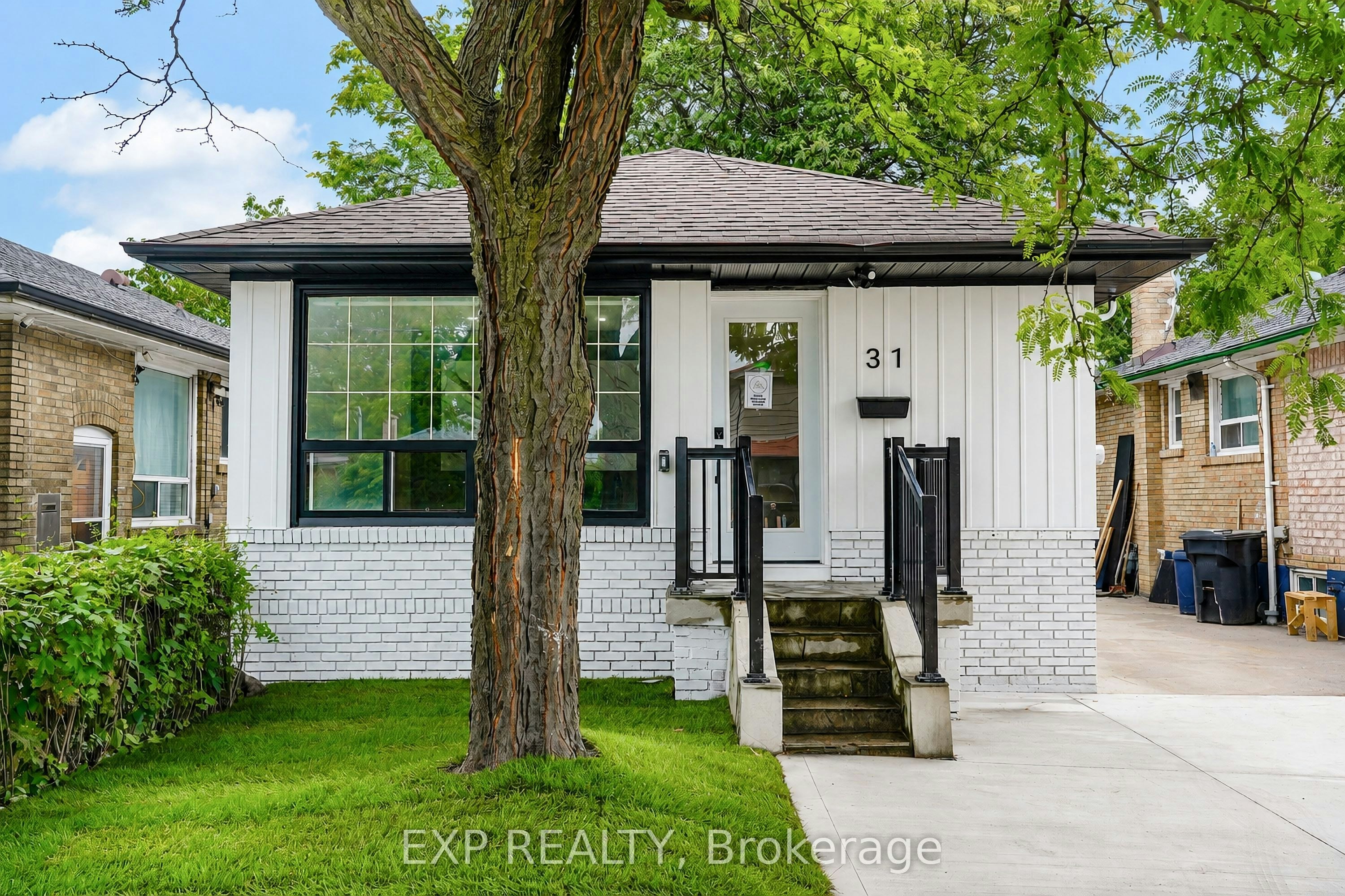 31A Laurel Avenue, Toronto, ON, M1K 3J3