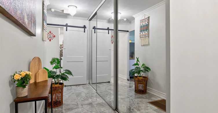 2407-3 Massey Square, Toronto, ON, M4C 5L5 - 5
