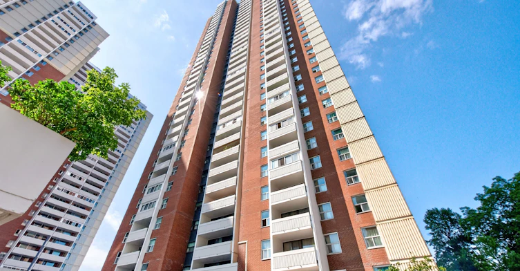 2407-3 Massey Square, Toronto, ON, M4C 5L5