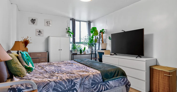 2407-3 Massey Square, Toronto, ON, M4C 5L5 - 16