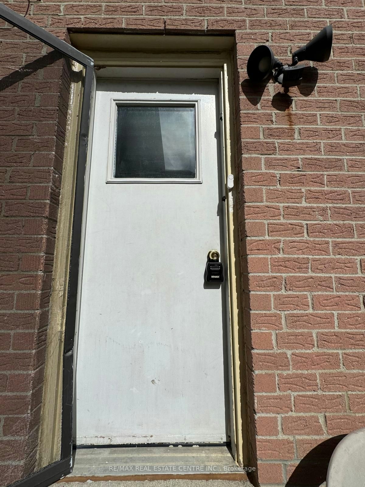 Basement-546 Laurier Crescent, Pickering, ON, L1V 4P9 - 4