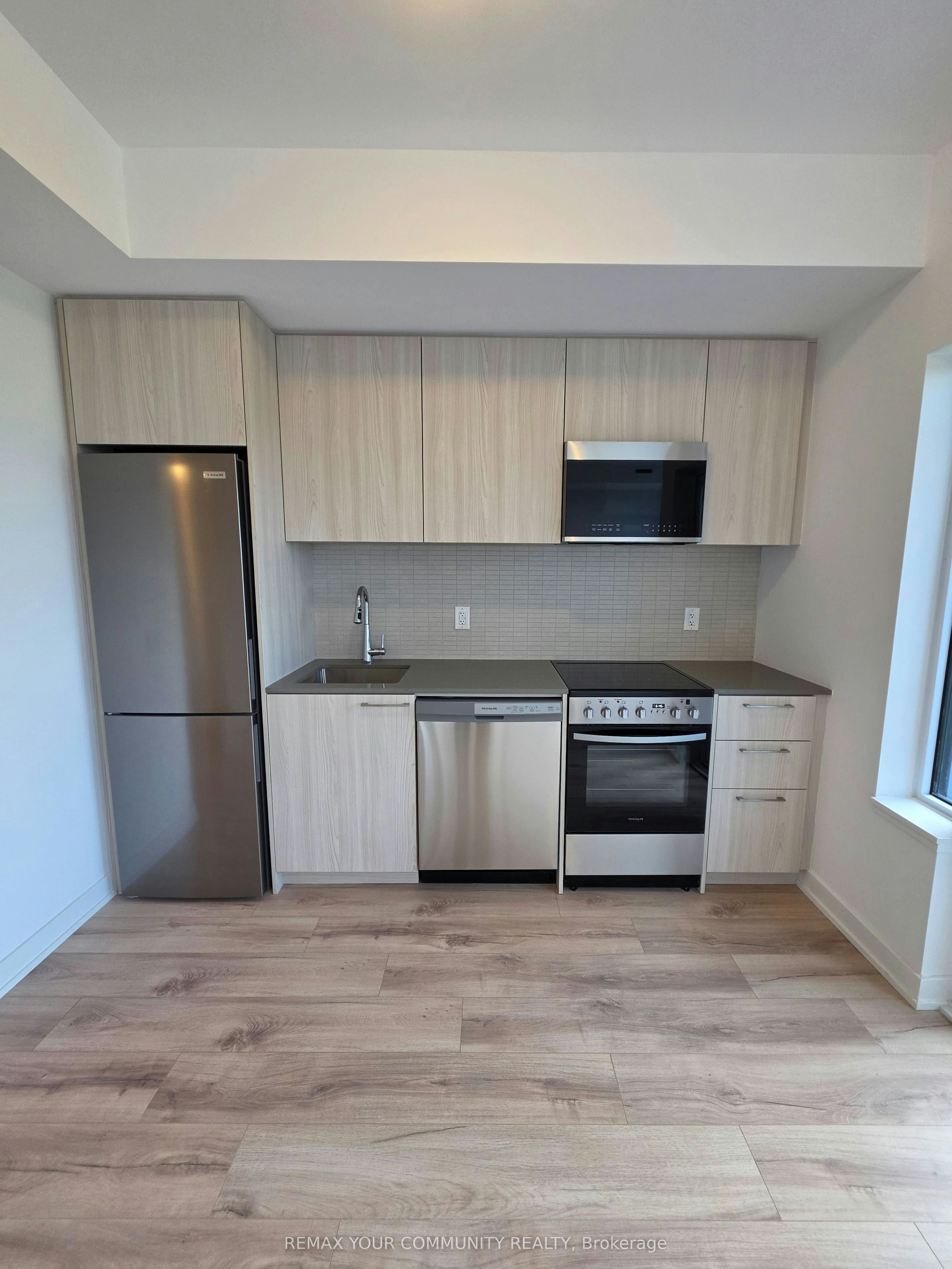 1002A-7439 Kingston Road, Toronto, ON, M1B 0G1 - 7