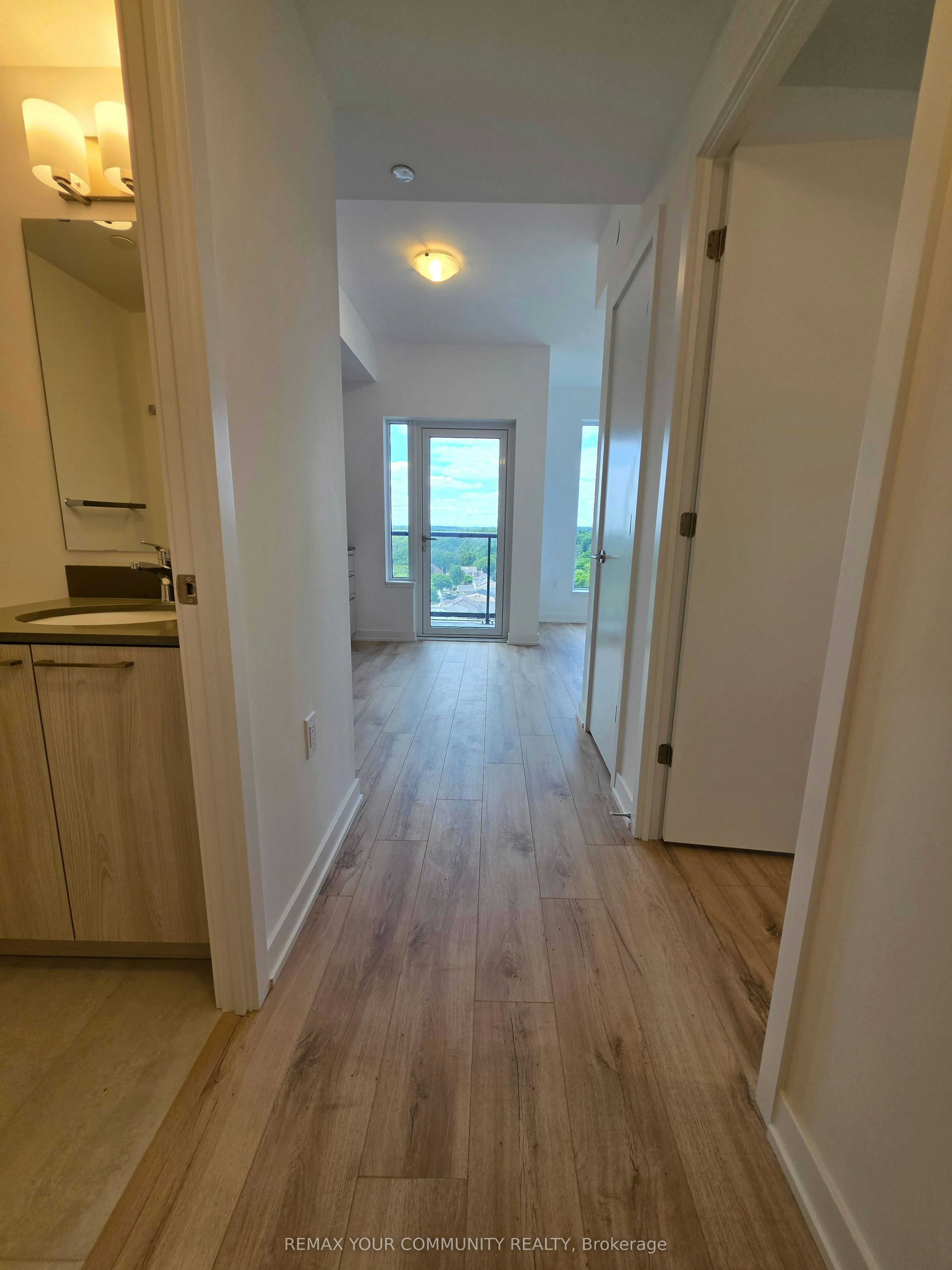 1002A-7439 Kingston Road, Toronto, ON, M1B 0G1 - 2