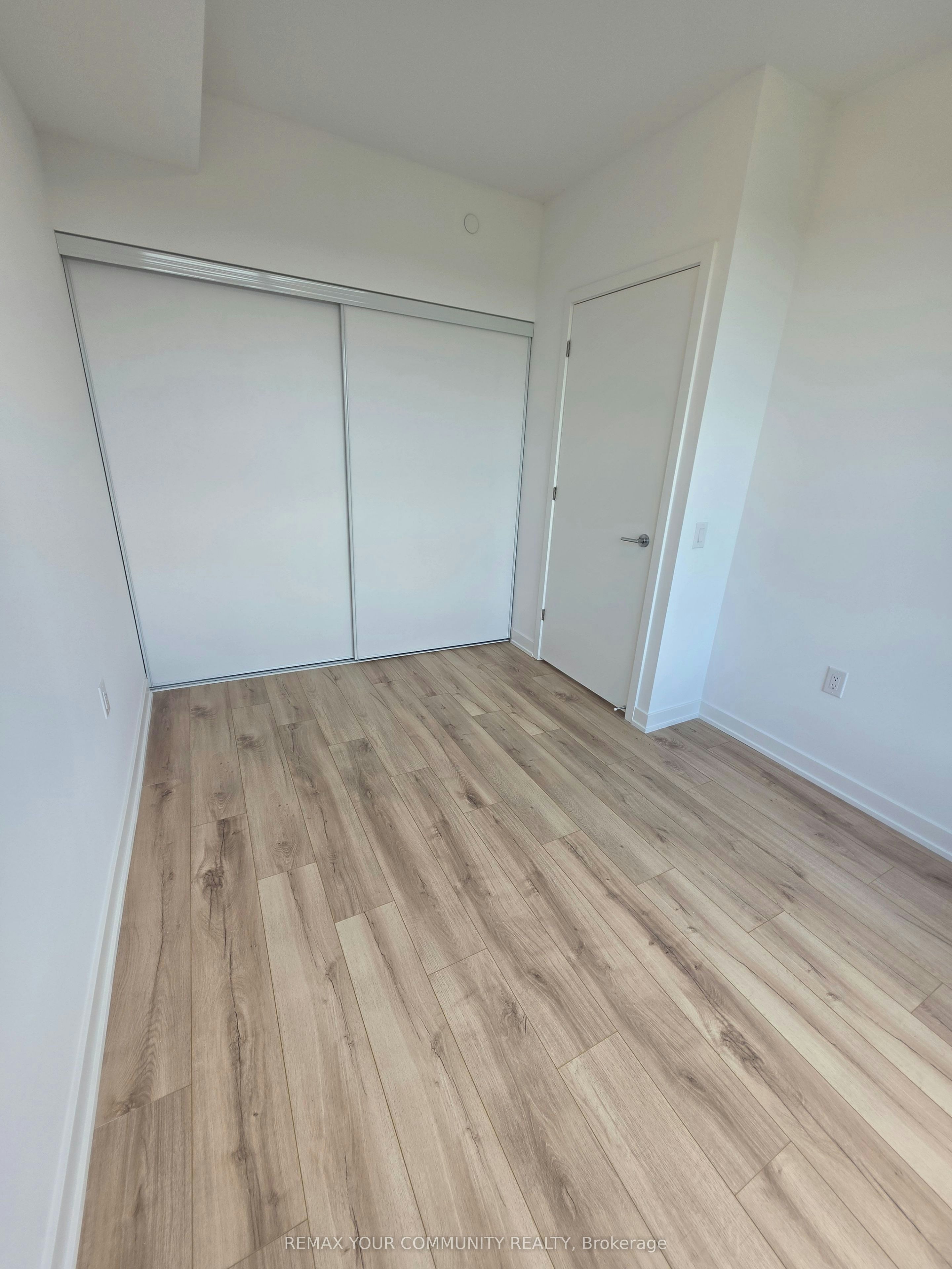 1002A-7439 Kingston Road, Toronto, ON, M1B 0G1 - 14