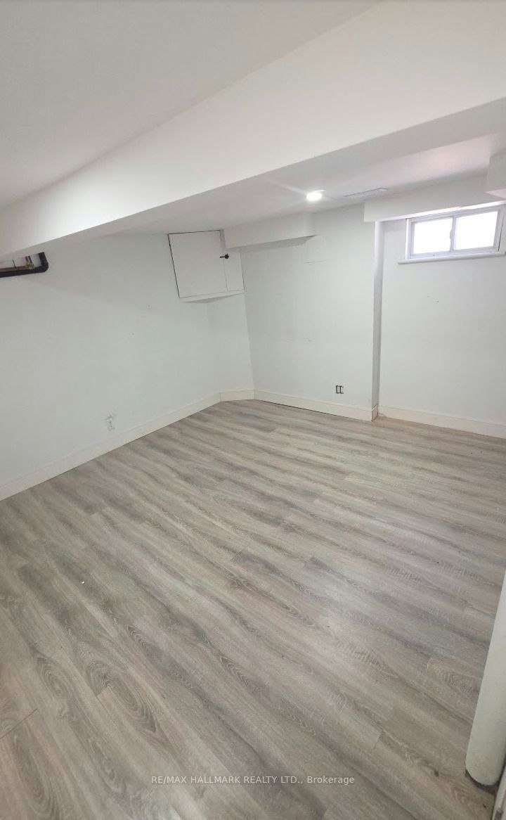 ROOM 2-888 Krosno Boulevard, Pickering, ON, L1W 1H4 - 9