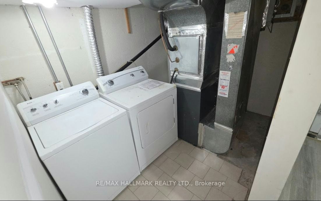 ROOM 2-888 Krosno Boulevard, Pickering, ON, L1W 1H4 - 3