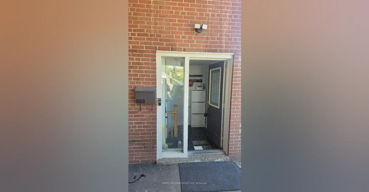 ROOM 2-888 Krosno Boulevard, Pickering, ON, L1W 1H4 - 4