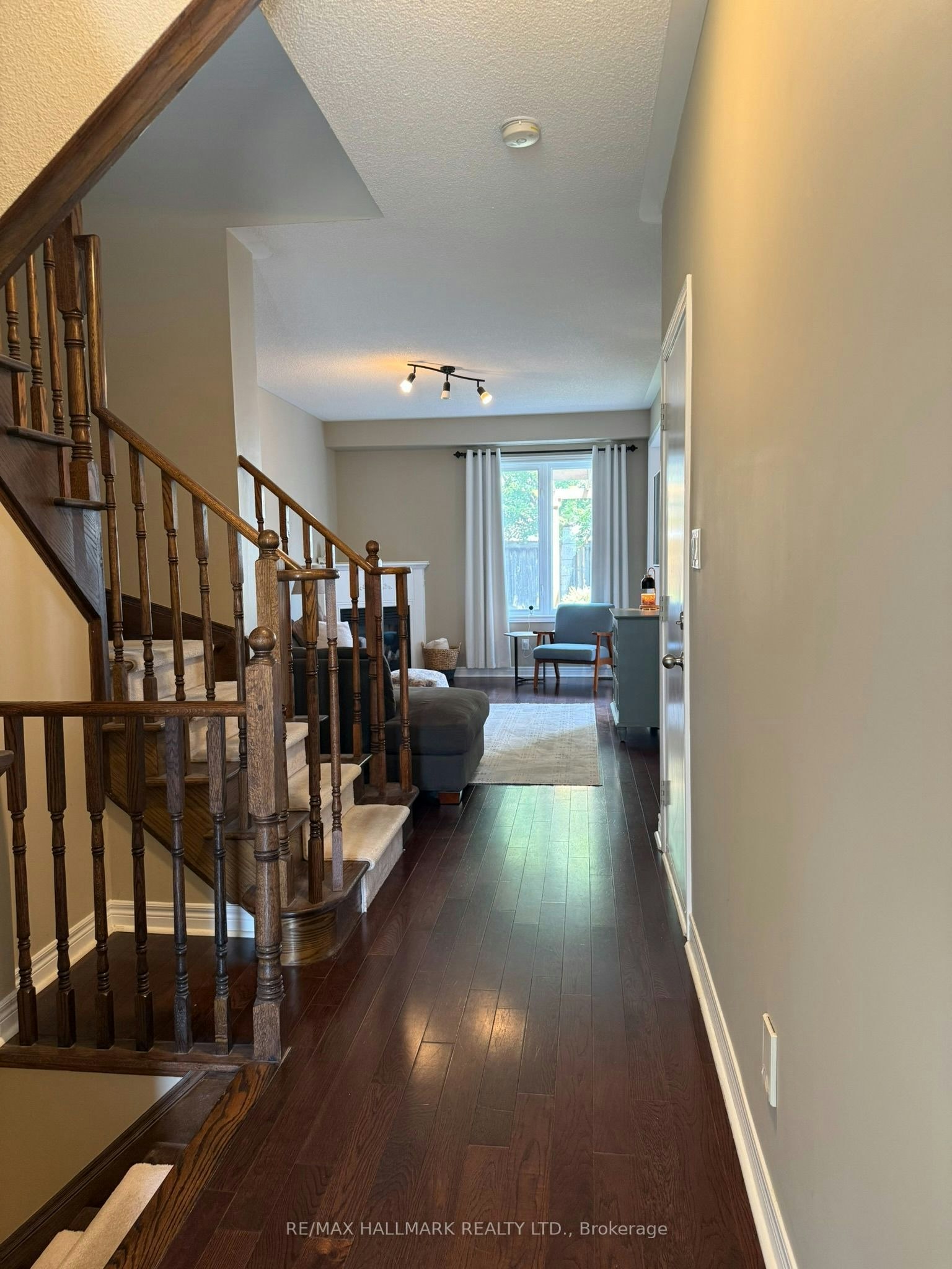 15 Arnold Johnston Street, Clarington, ON, L1E 2V3 - 4