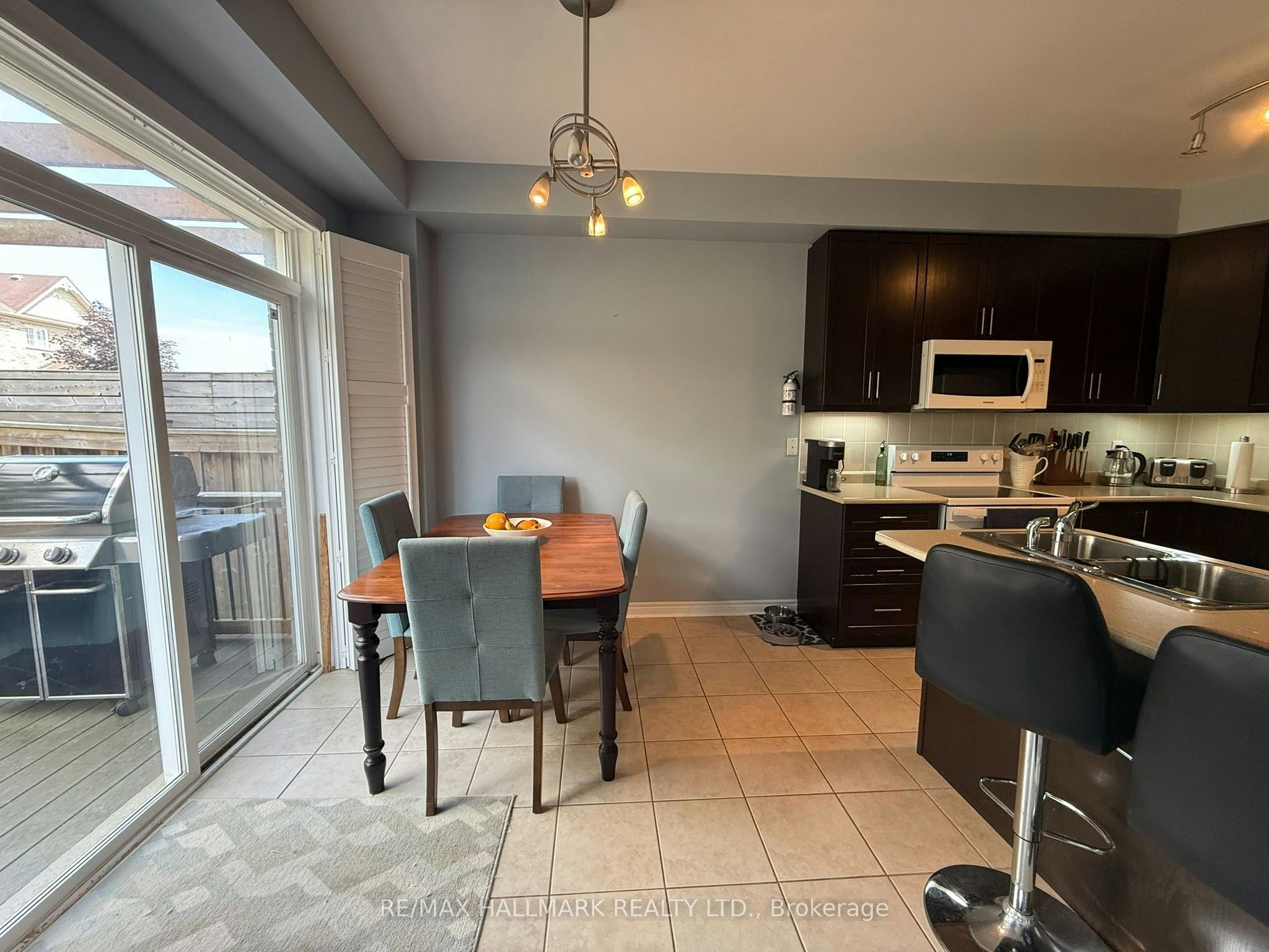 15 Arnold Johnston Street, Clarington, ON, L1E 2V3 - 7