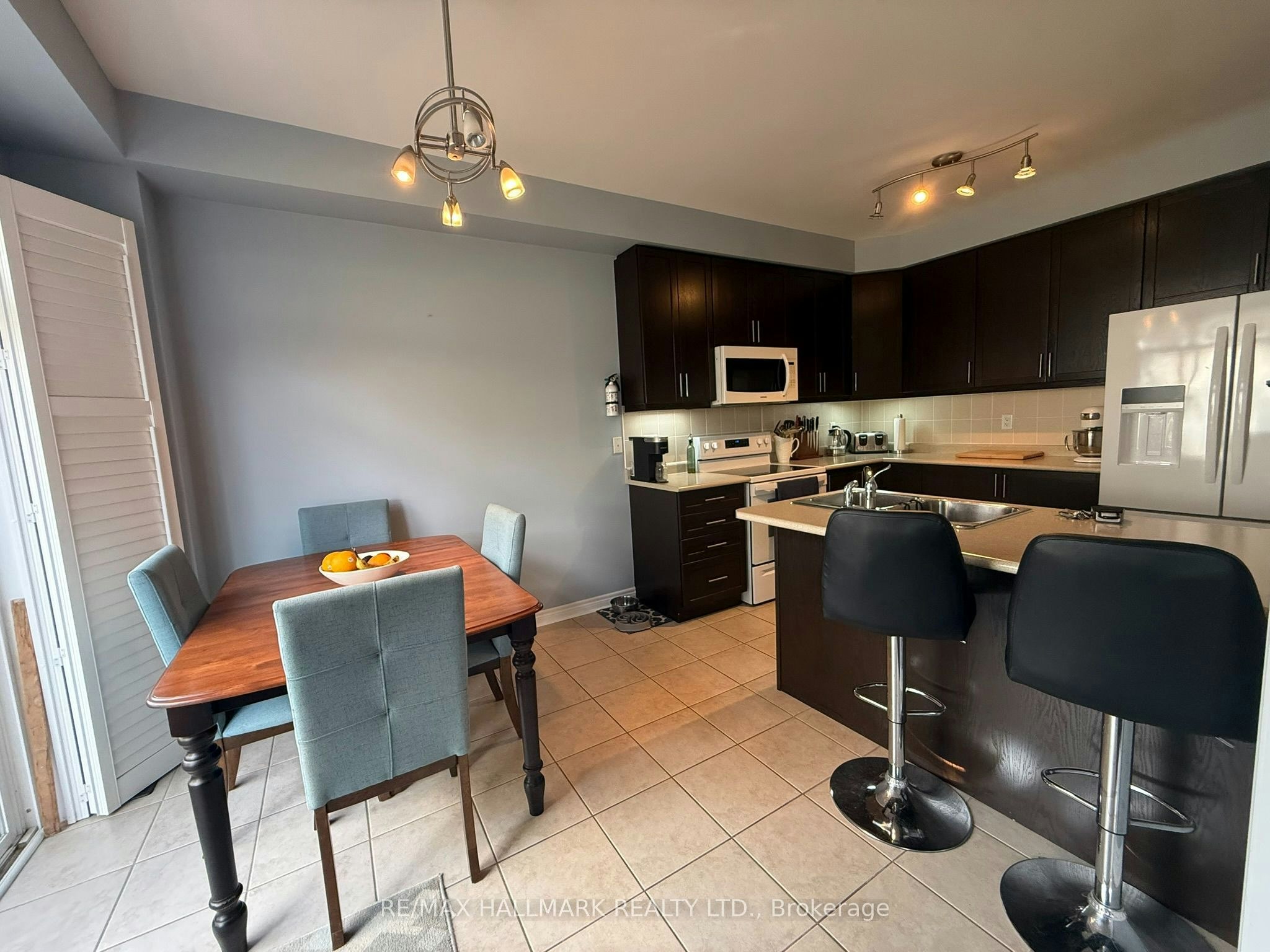 15 Arnold Johnston Street, Clarington, ON, L1E 2V3 - 8