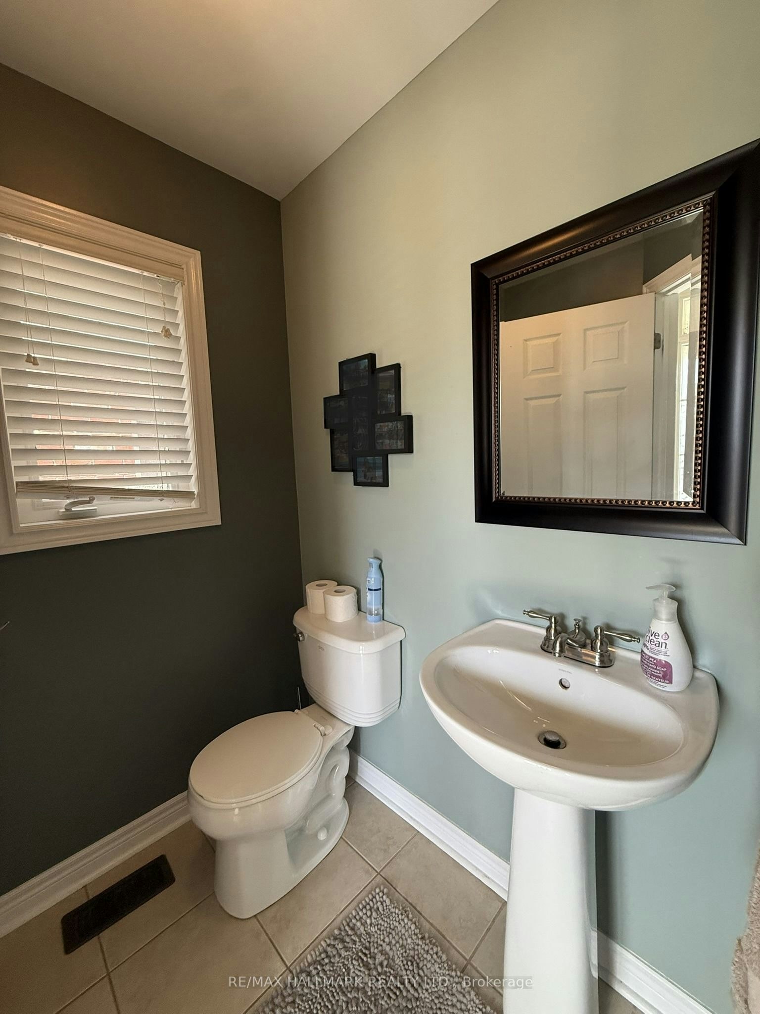 15 Arnold Johnston Street, Clarington, ON, L1E 2V3 - 12