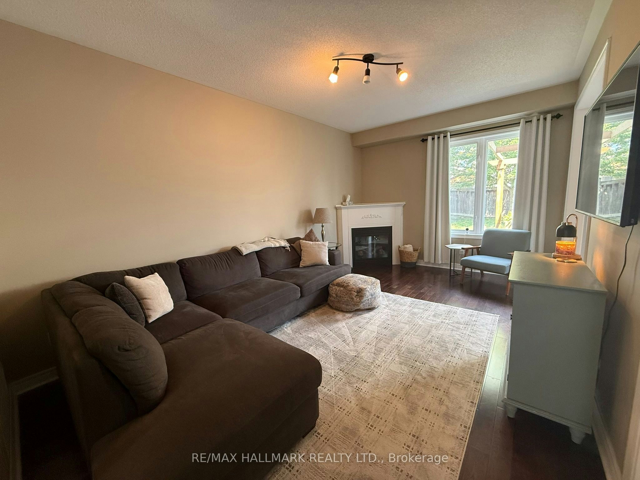 15 Arnold Johnston Street, Clarington, ON, L1E 2V3 - 5