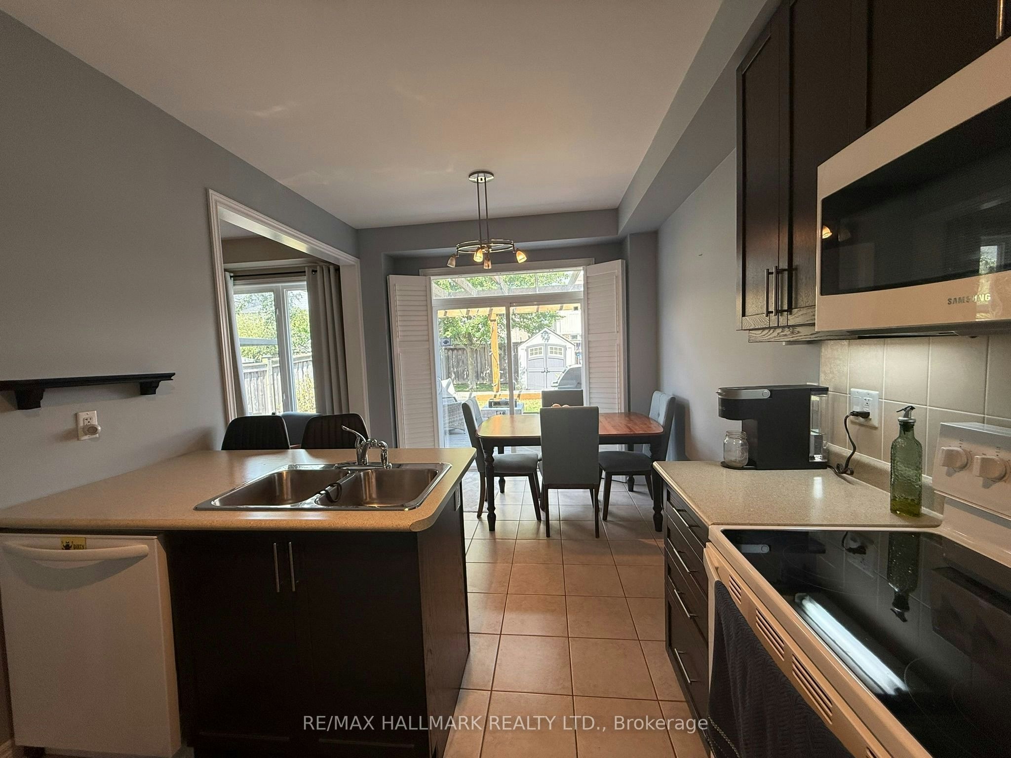 15 Arnold Johnston Street, Clarington, ON, L1E 2V3 - 10