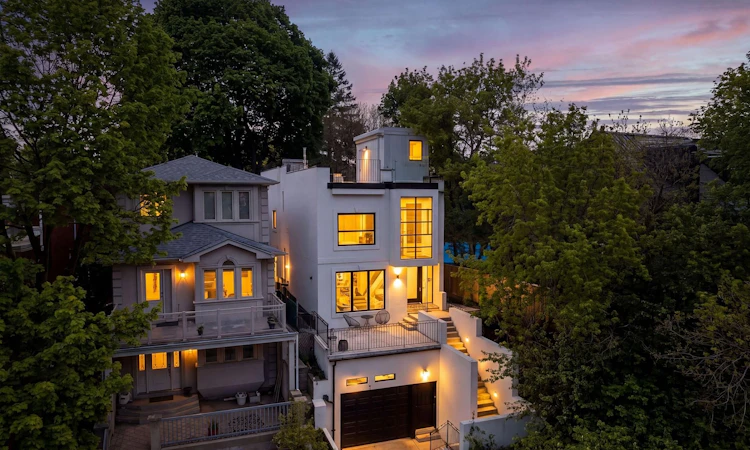 35 Beechwood Drive