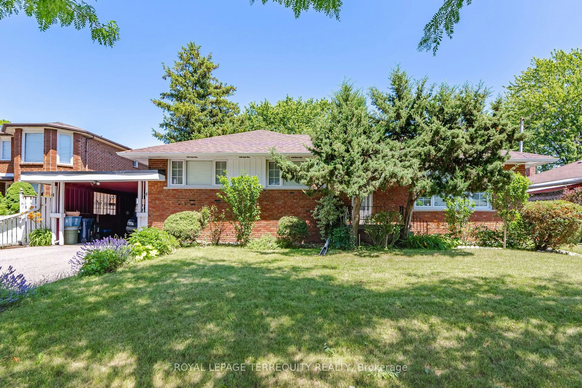 879 Scarborough Golf Club Road, Toronto, ON, M1G 1J6