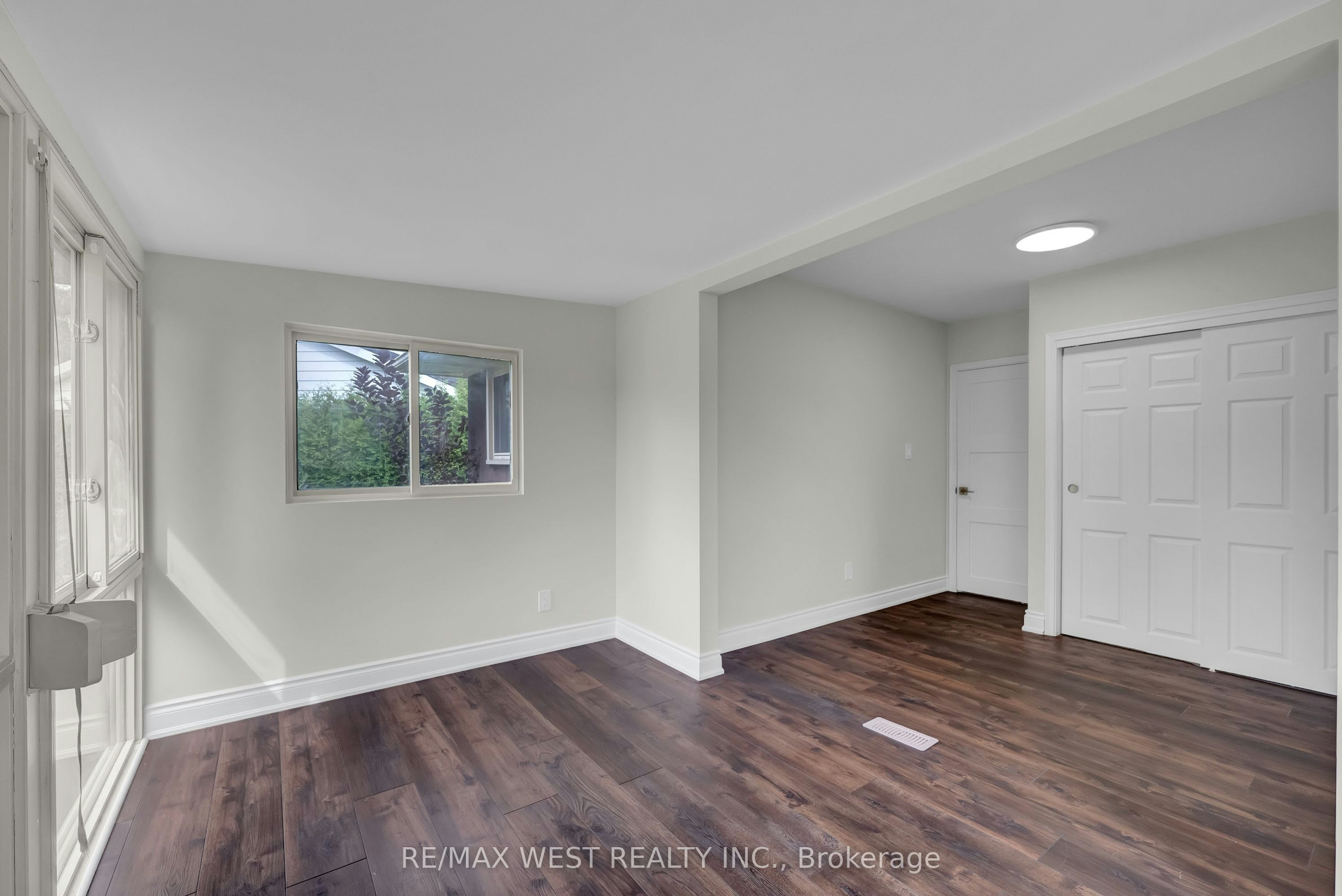 Main-397 Brentwood Avenue, Oshawa, ON, L1G 2S7 - 16