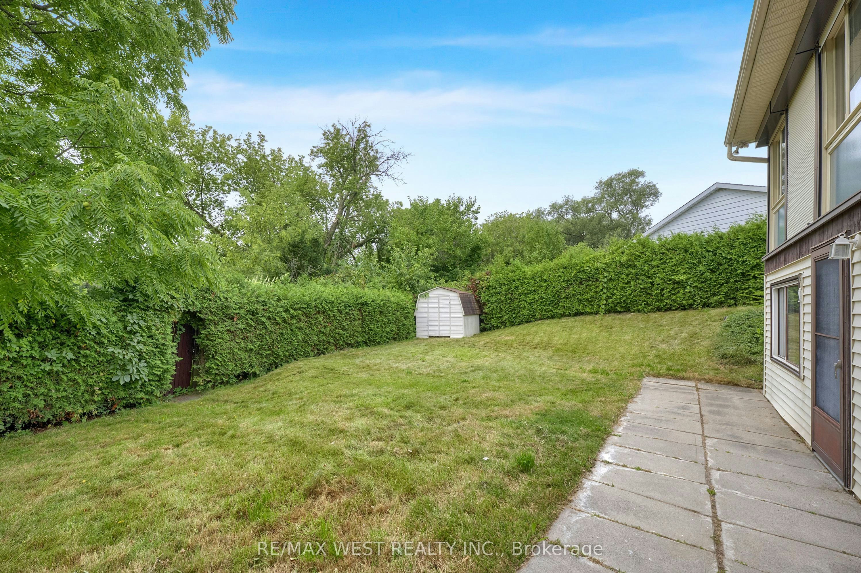 Main-397 Brentwood Avenue, Oshawa, ON, L1G 2S7 - 30
