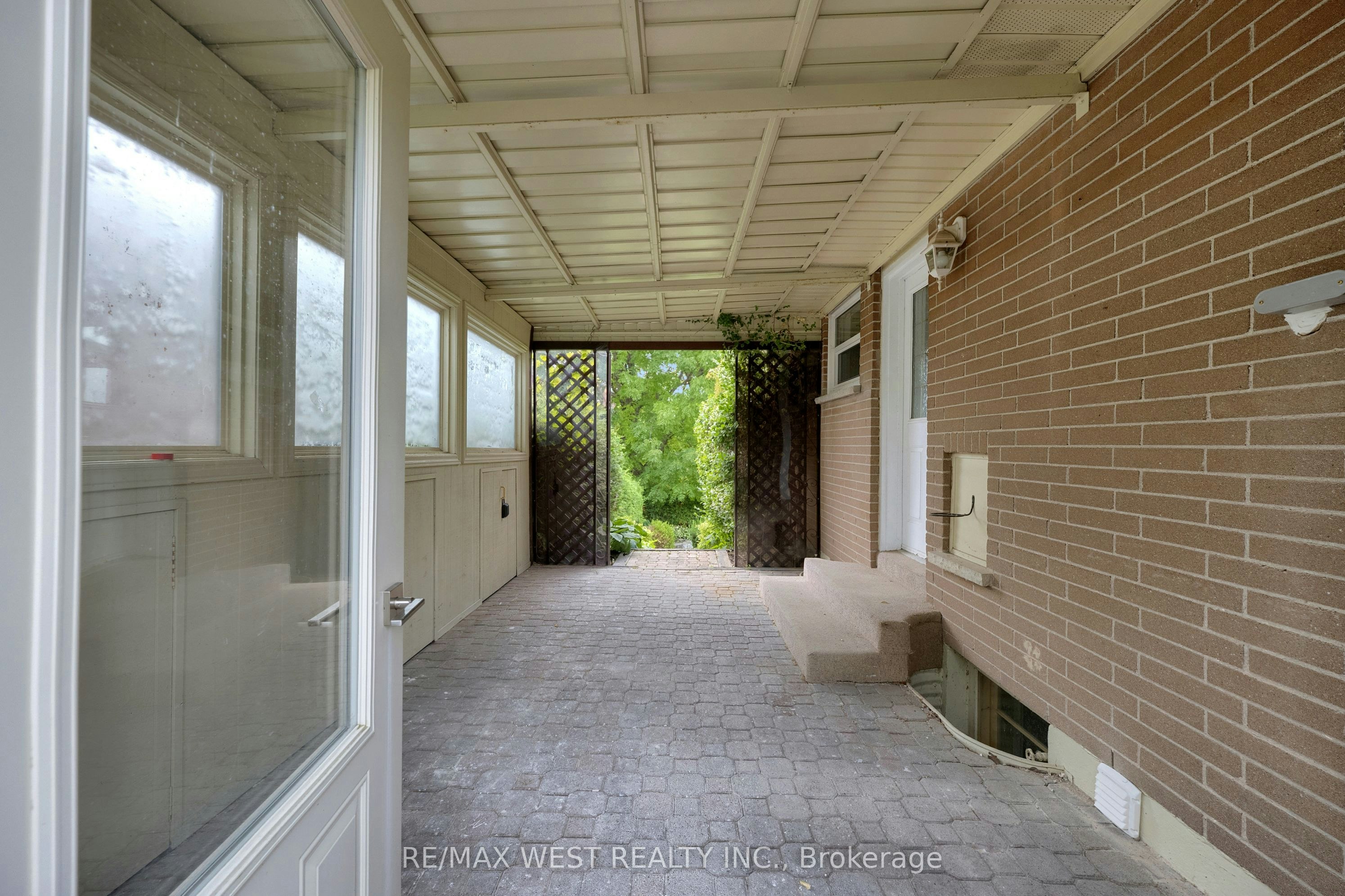 Main-397 Brentwood Avenue, Oshawa, ON, L1G 2S7 - 27