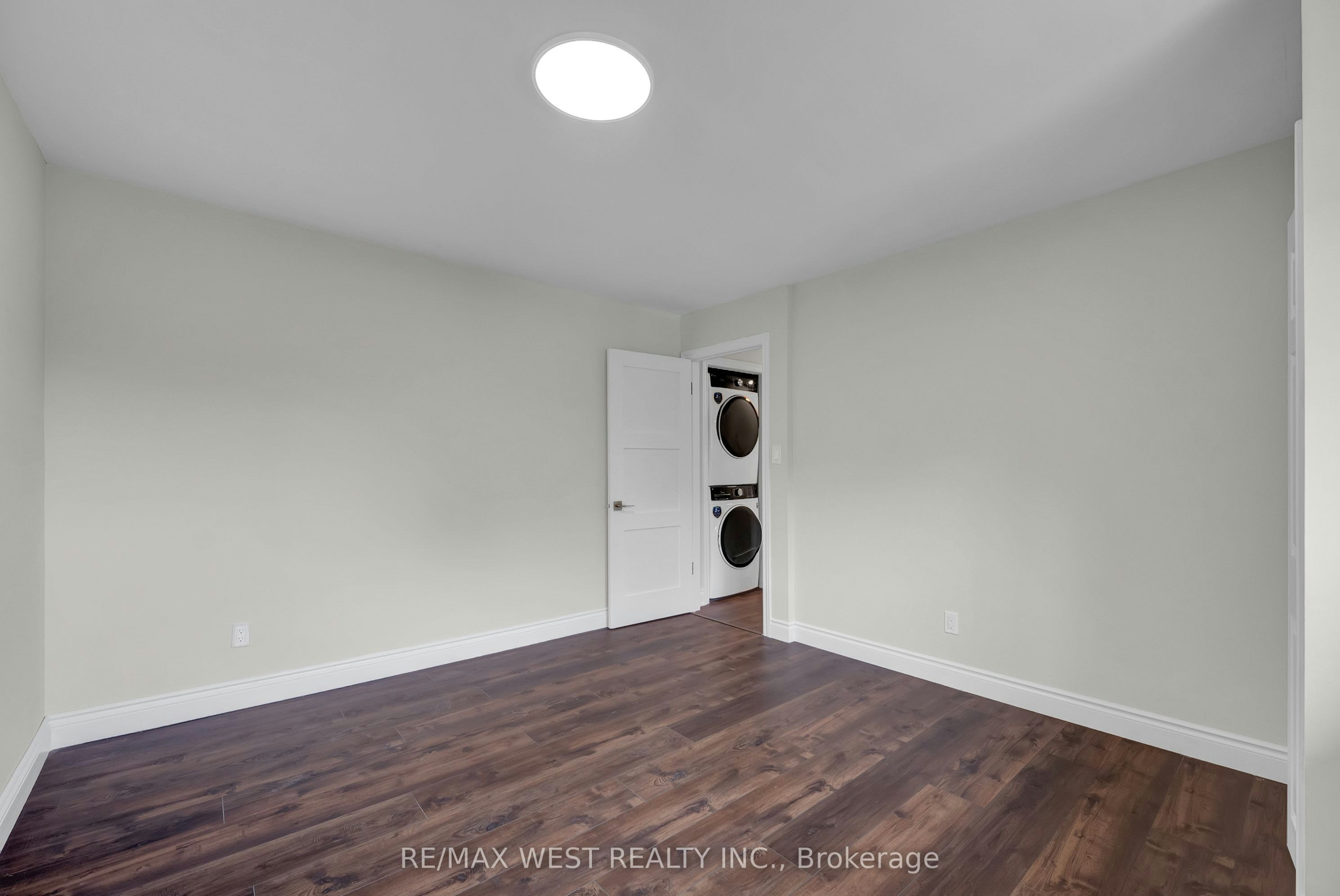 Main-397 Brentwood Avenue, Oshawa, ON, L1G 2S7 - 23