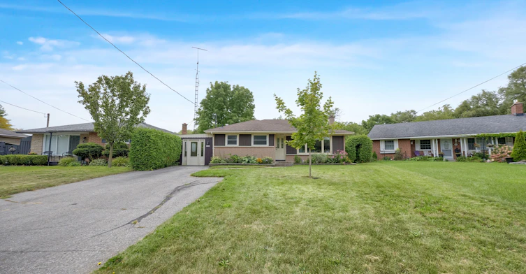 Main-397 Brentwood Avenue, Oshawa, ON, L1G 2S7 - 2