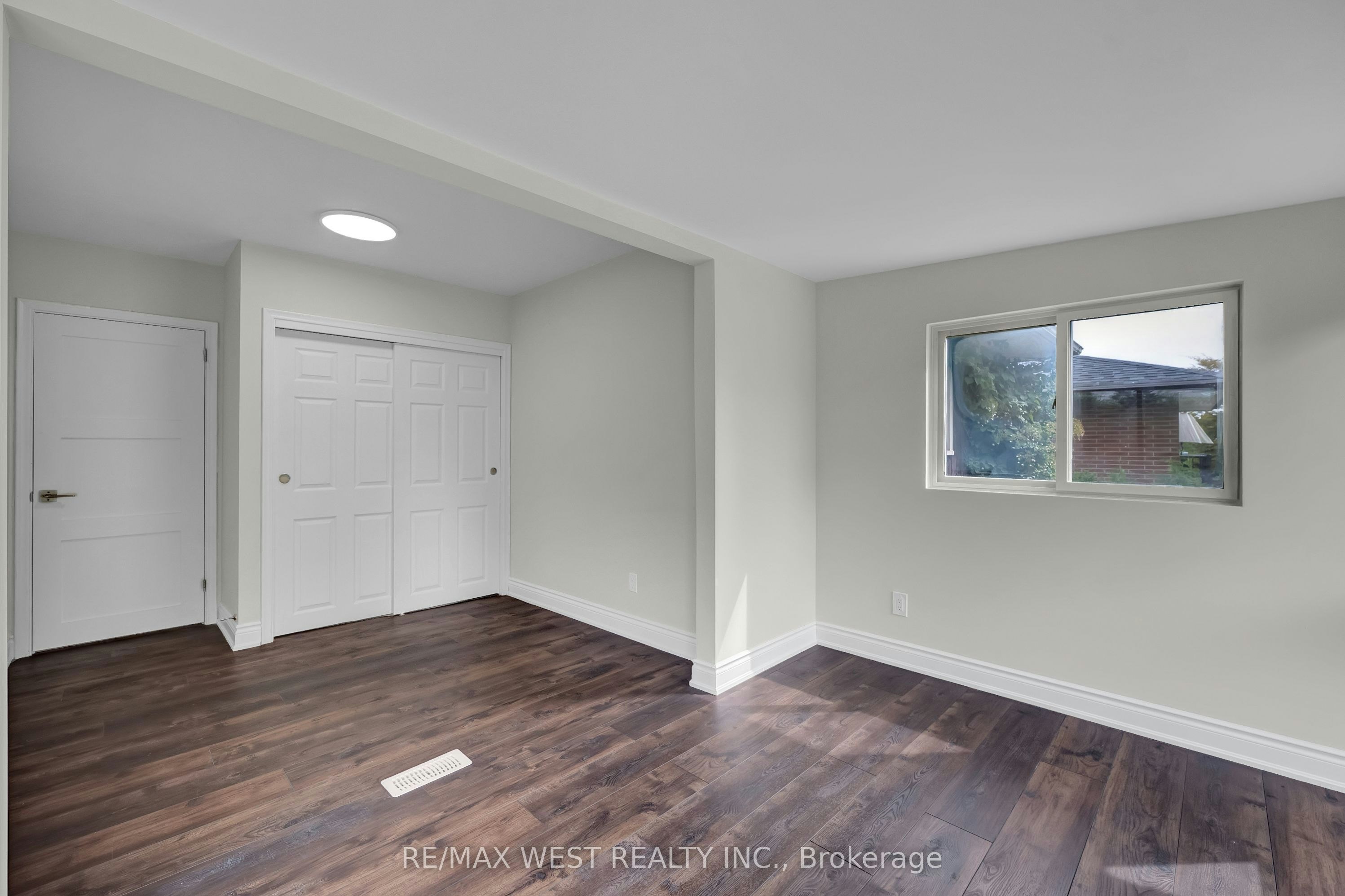 Main-397 Brentwood Avenue, Oshawa, ON, L1G 2S7 - 15